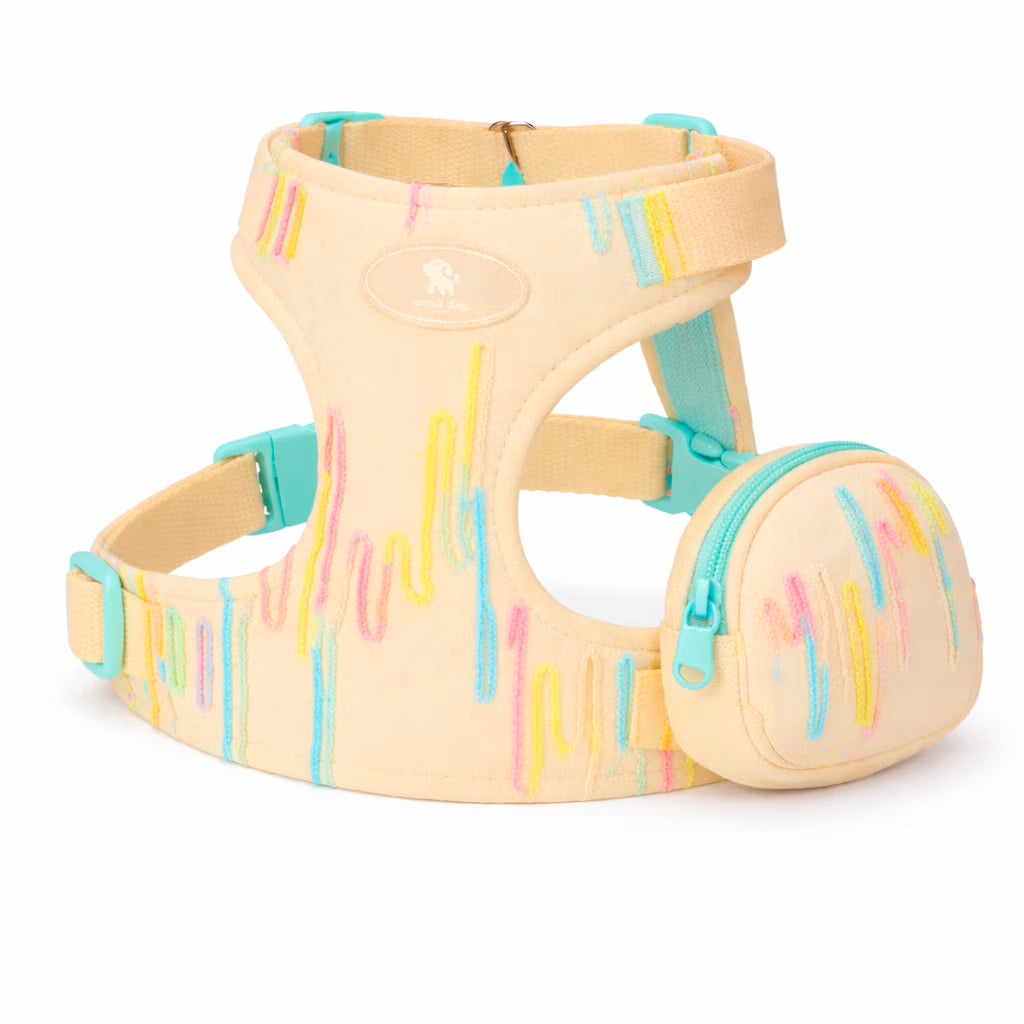 Beige harness with side pocket and adjustable straps for small dogs